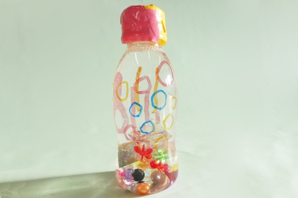 ペットボトルのキラキラ☆ドーム (１歳児)